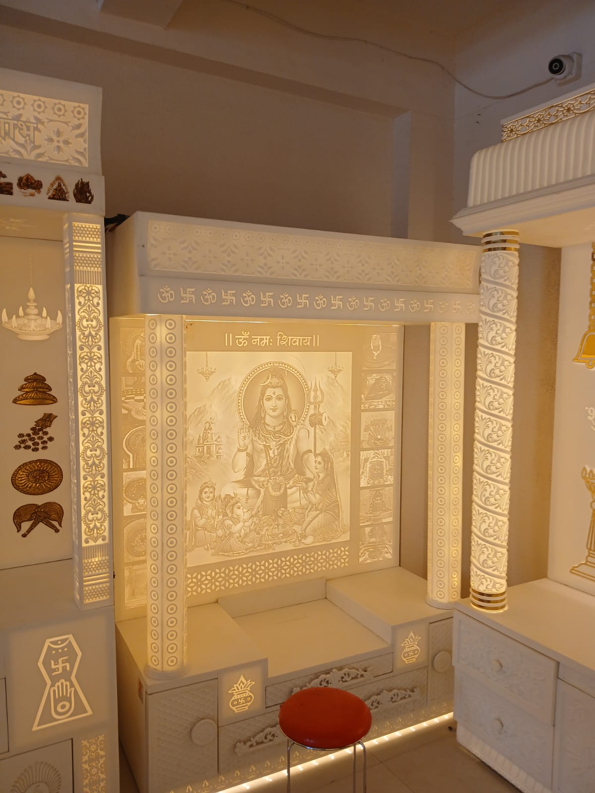 Corian Mandir